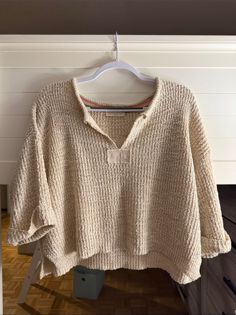 ILLA ILLA Cream Waffle Knit V-Neck Sweater